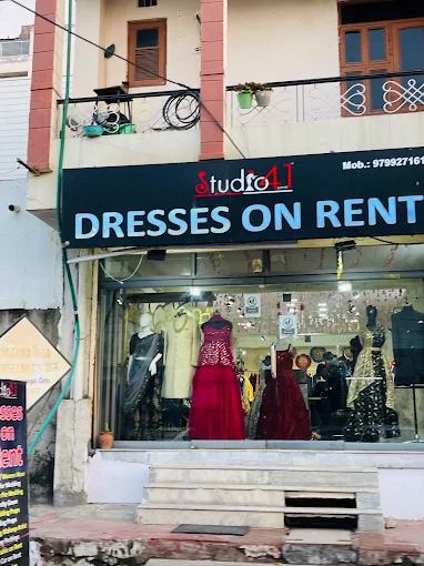 D'vaa Dresses On Rent