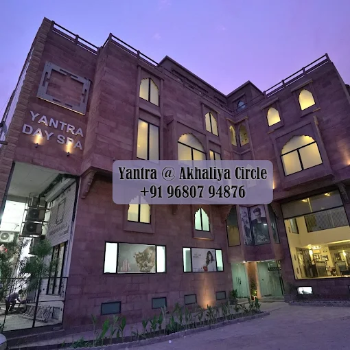 Yantra Salon - A Family Salon
