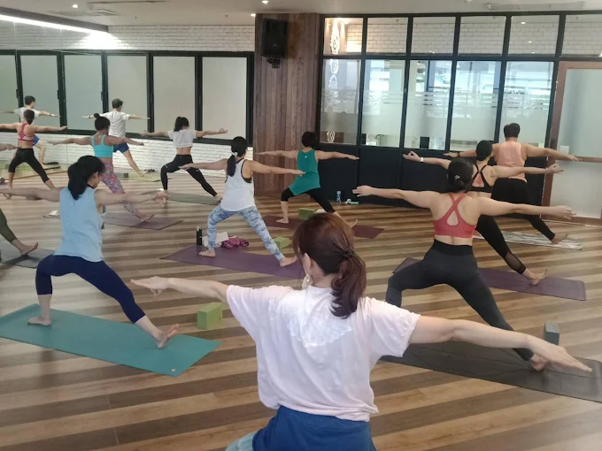 The fitness yoga Classes yoga center